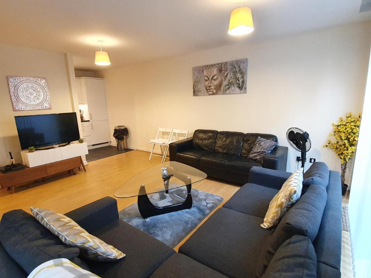 מילטון קינס Dazzon Apartments - Hub - Central Mk חדר תמונה