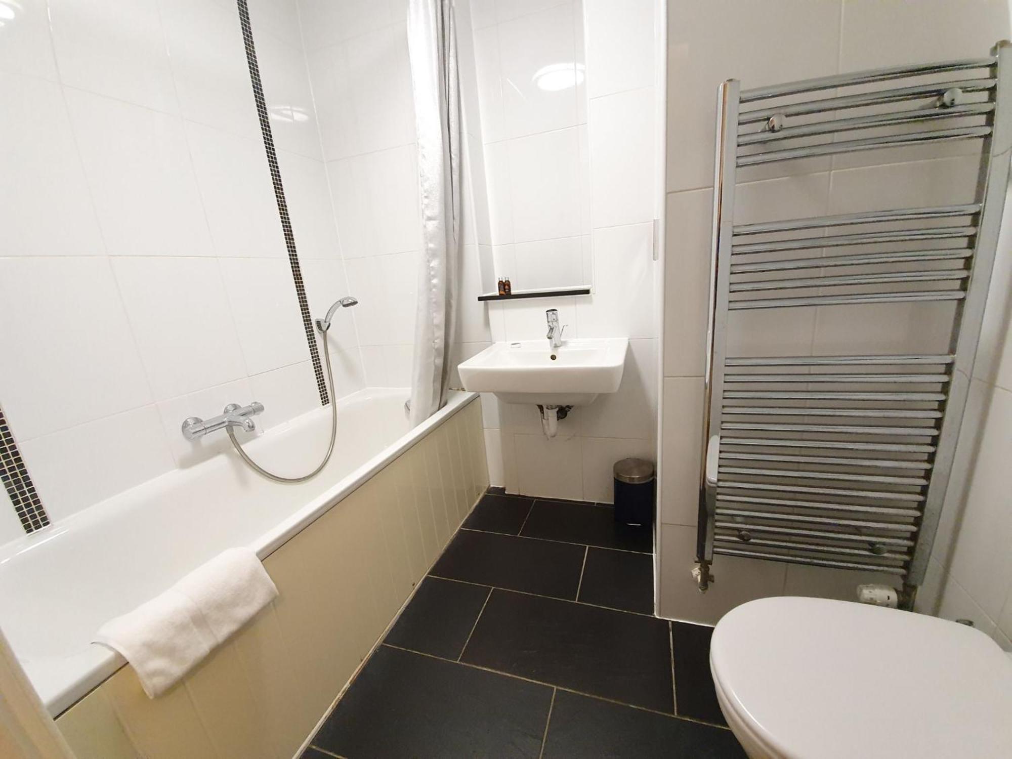 מילטון קינס Dazzon Apartments - Hub - Central Mk חדר תמונה